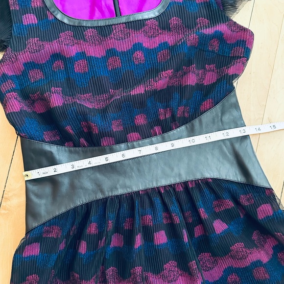 Marc New York, Andrew Marc Dress Size 2 - Picture 8 of 9